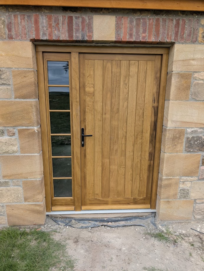 DOOR SCREEN ACCOYA NATIVE OAK 2025-05-09-
