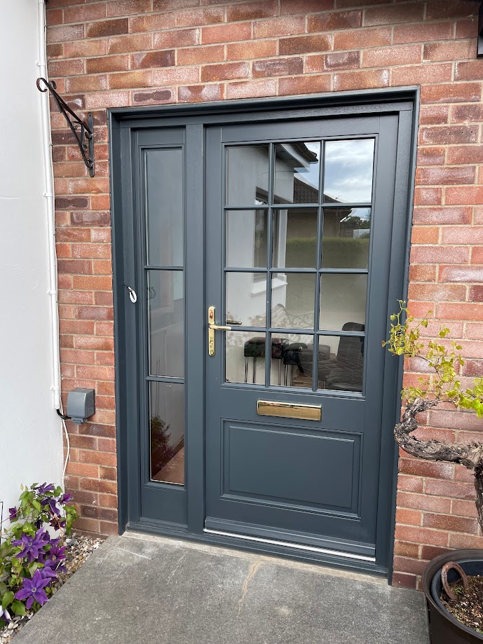 ENTRANCE DOOR GLAZED PANEL